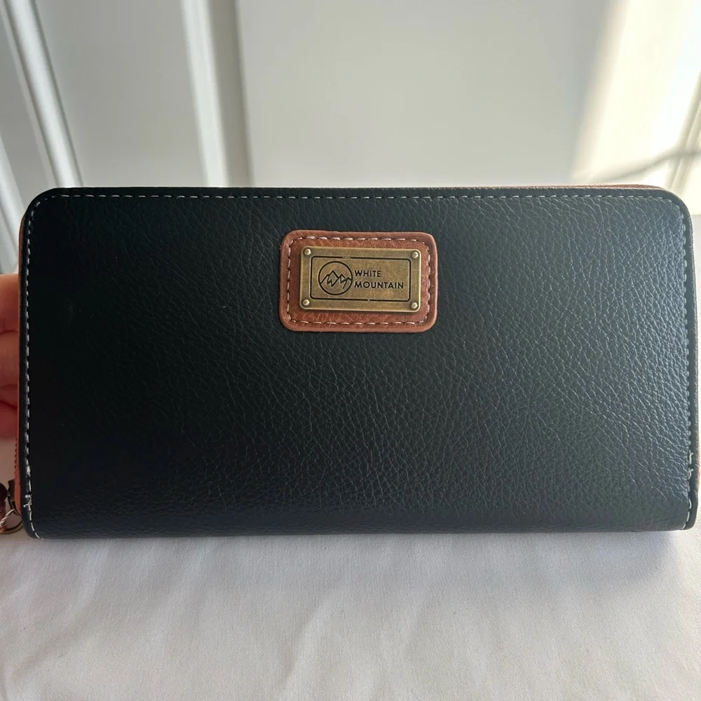 White Mountain Black Wristlet with Brown Strap - Picture 5 of 6